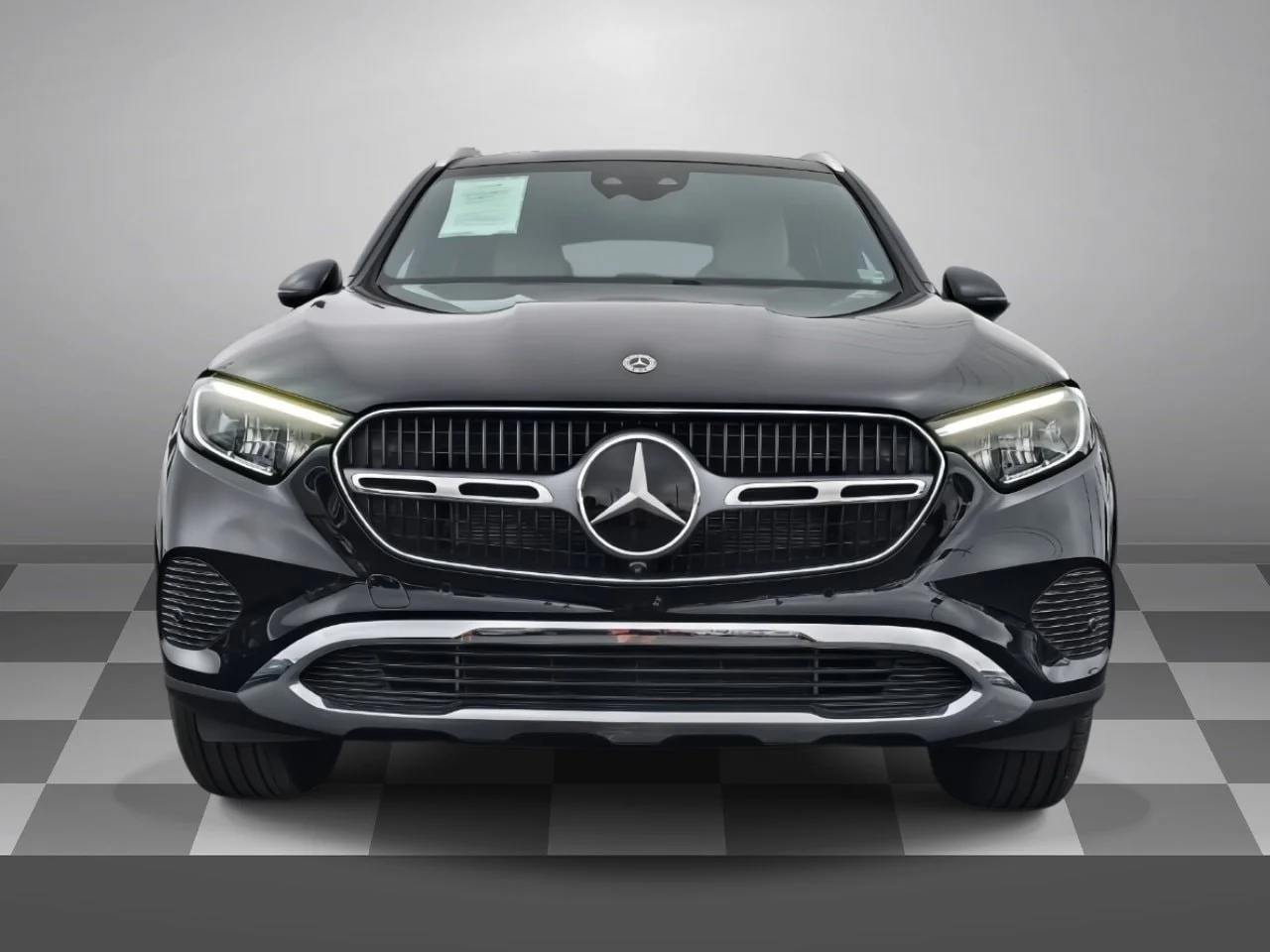 2025 Mercedes-Benz GLC