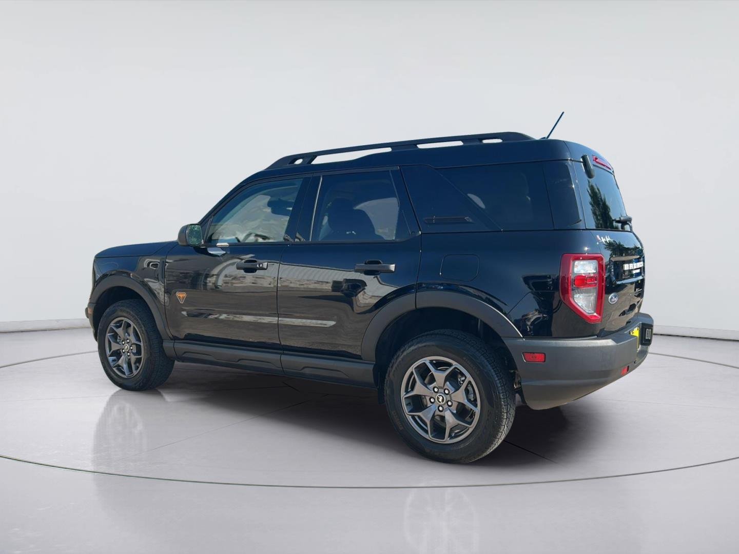 Used 2024 Shadow Black Ford Badlands image 6