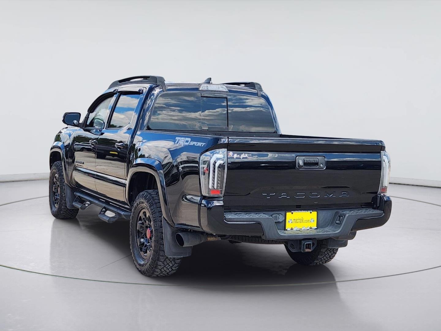 2019 Toyota Tacoma photo 5 of 33
