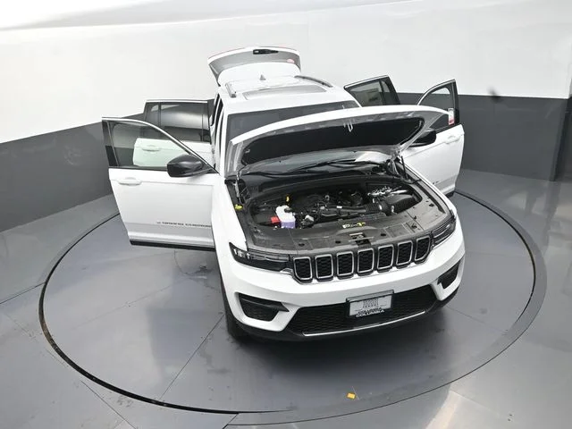 Used 2026 White Jeep Laredo X image 30