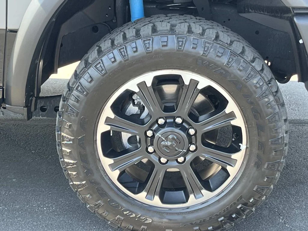 Used 2026 Ceramic Gray Clearcoat Ram Rebel image 9