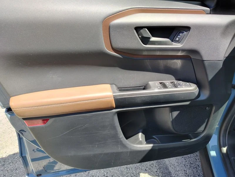 Used 2021  Ford Badlands image 17