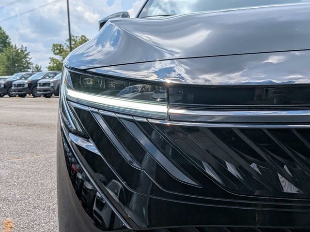 New 2027 Super Black Nissan SV image 9