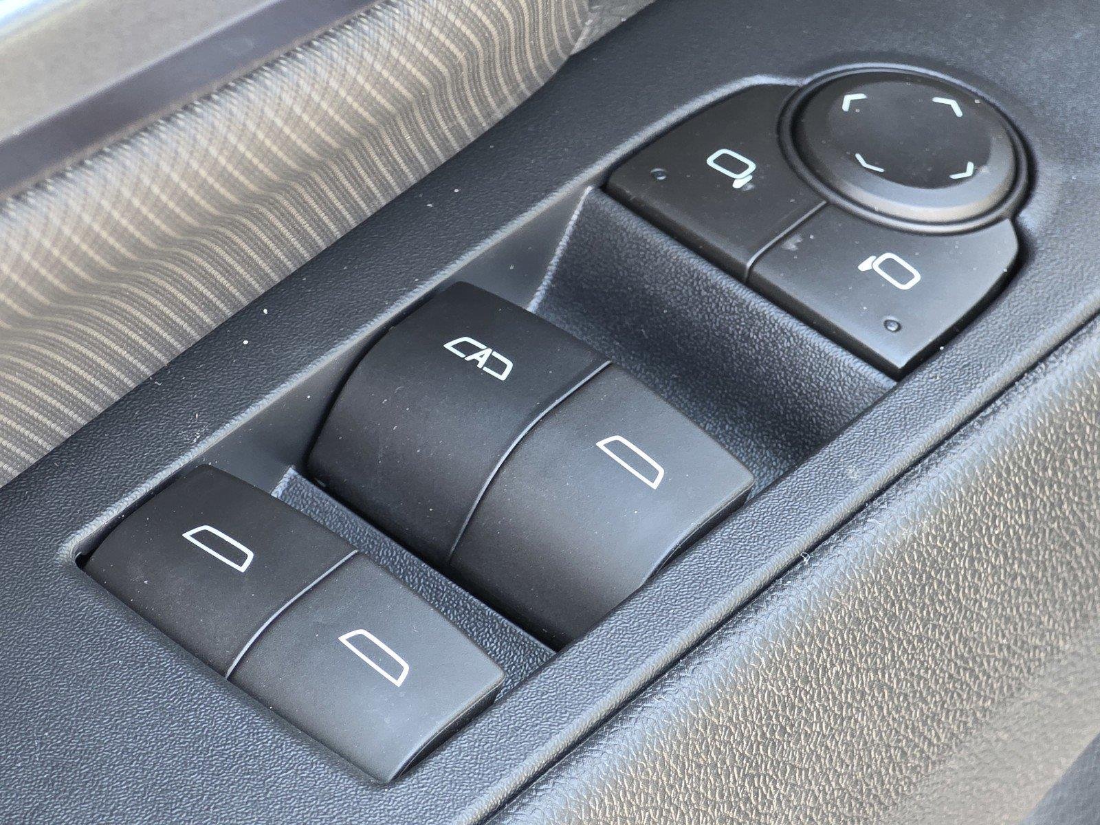 2026 Chevrolet Equinox EV 2LT - Photo 21