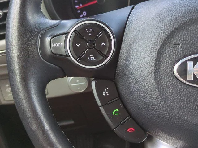 Used 2019 White Kia Plus image 26