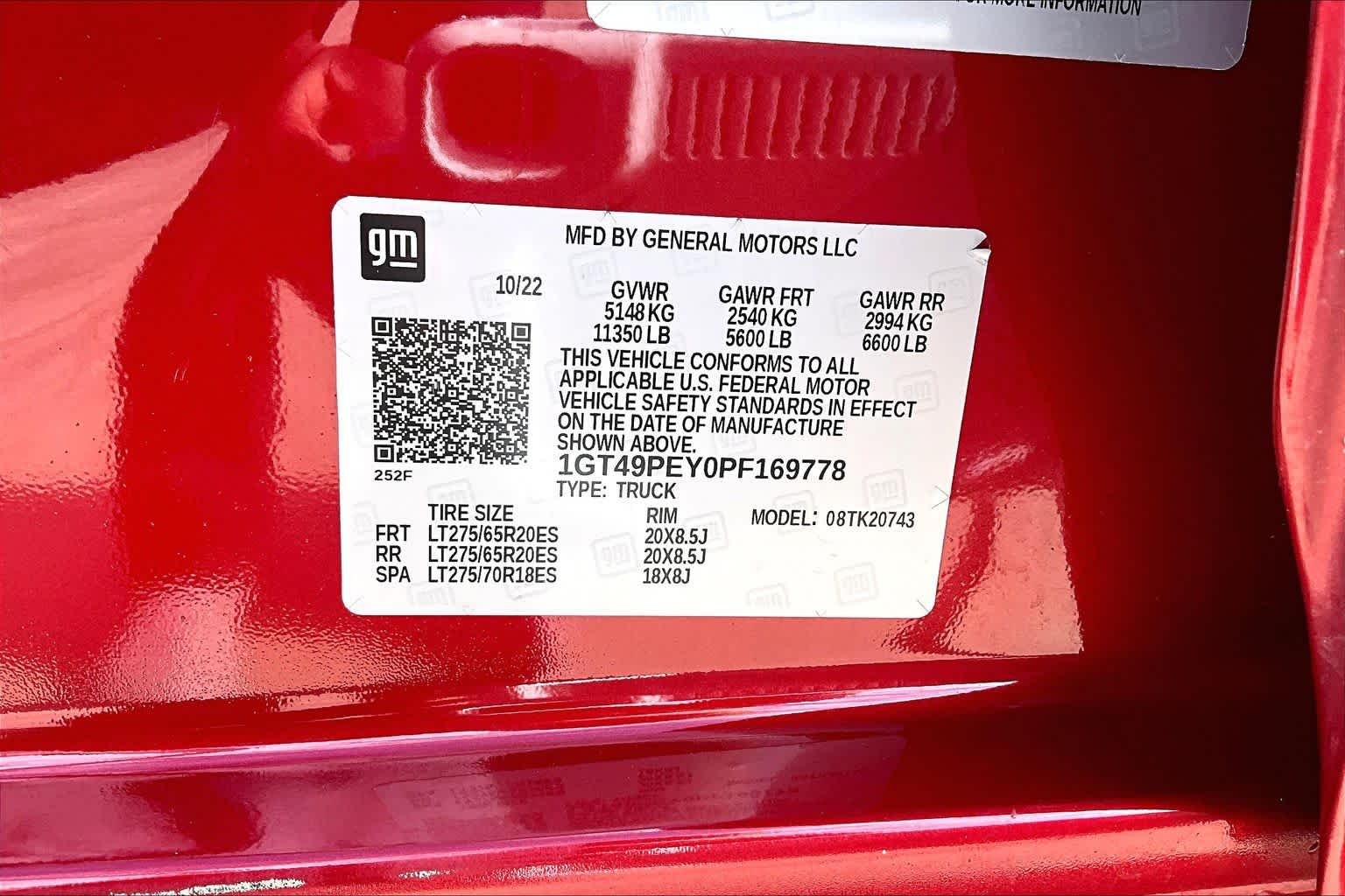 Used 2023 CAYENNE RED TINTCOAT GMC AT4 image 37