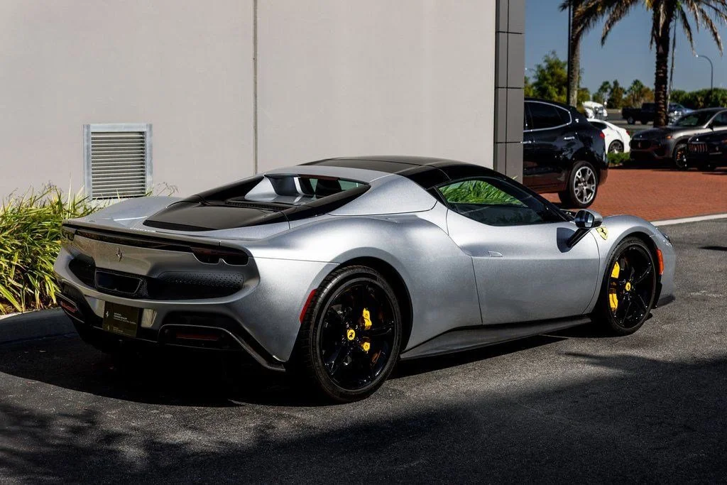 Used 2024 Sanusilver Ferrari  image 5