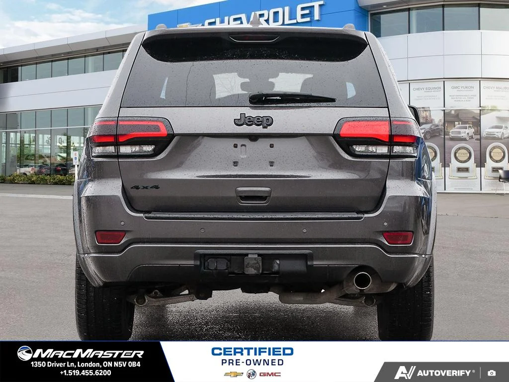 Certified Used 2018  Jeep Laredo image 4
