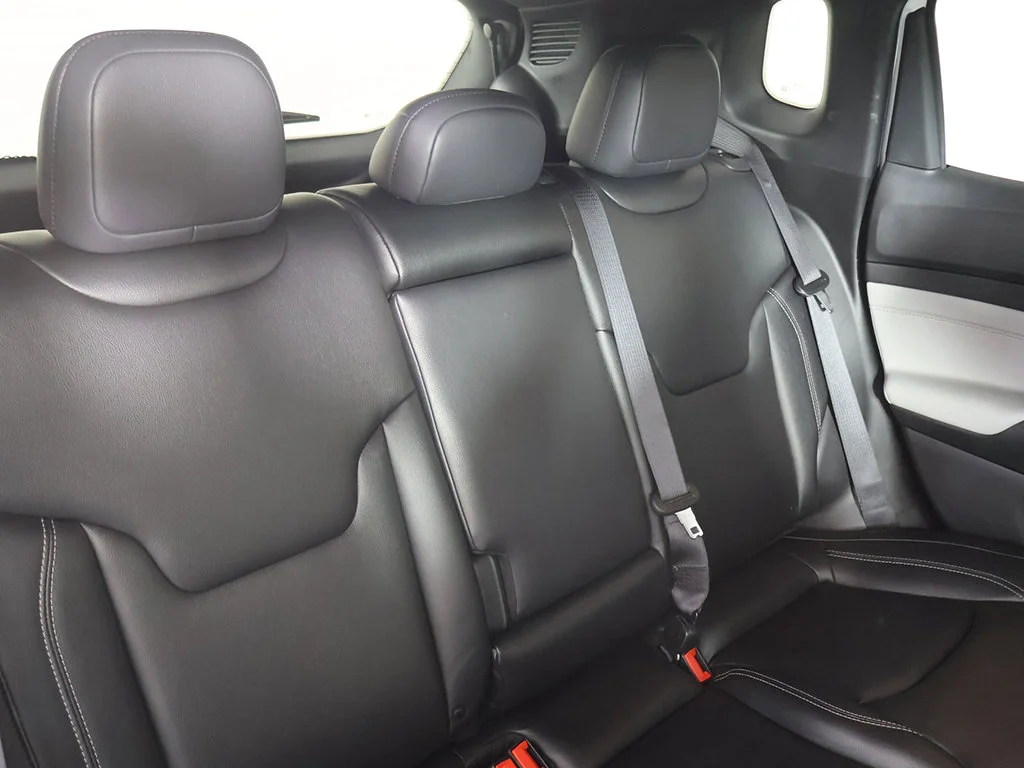 Used 2026 White Jeep Limited image 35