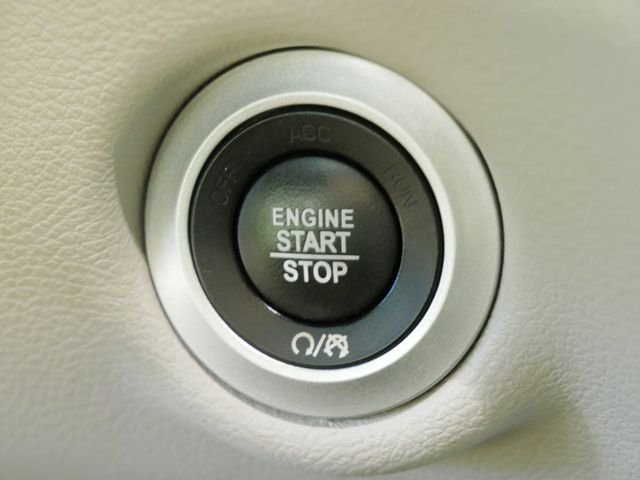 Certified Used 2017 Black Chrysler Touring L Plus image 27