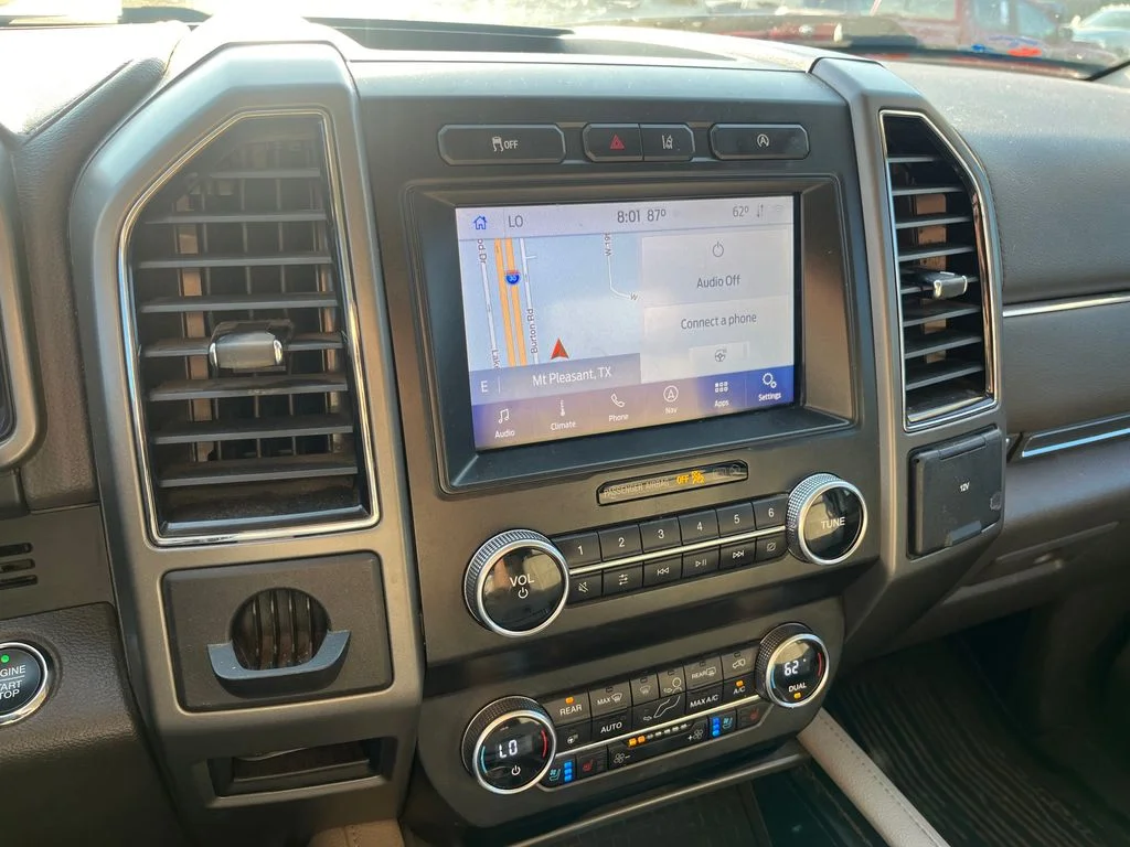 Used 2020 White Metallic Ford XLT image 11