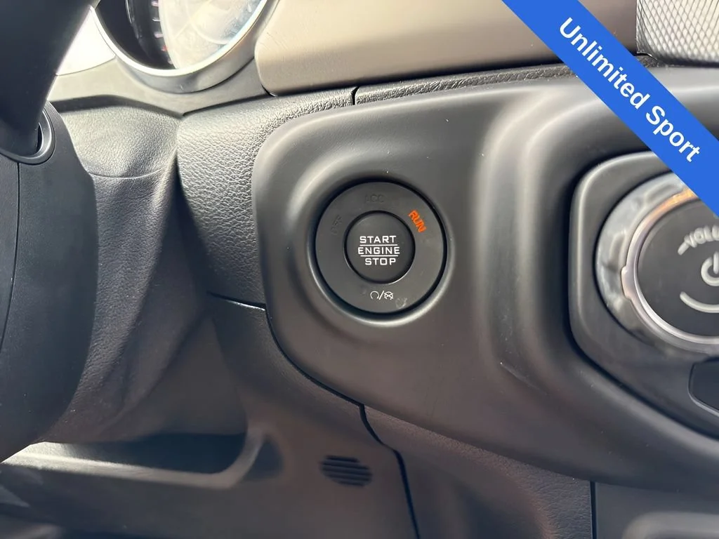 Used 2021 Black Jeep Unlimited Sport S image 18