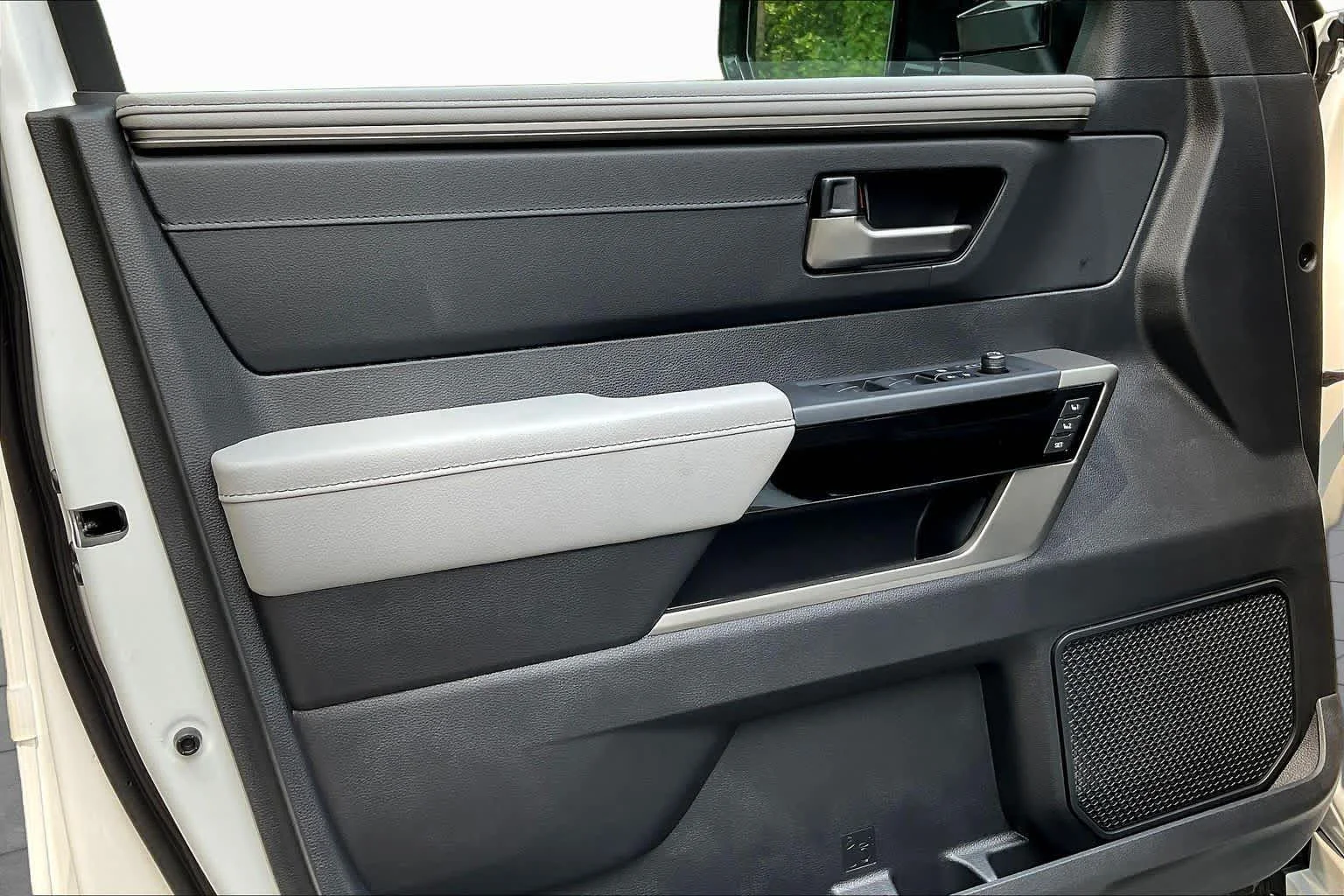 New 2026 Wind Chill Pearl Toyota Limited i-FORCE MAX image 10