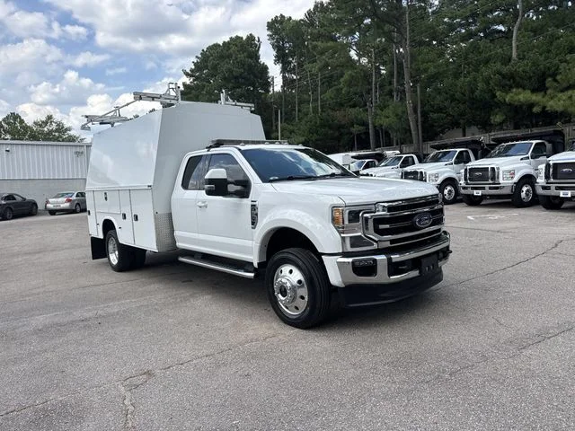 Used 2022 White Ford Lariat image 2