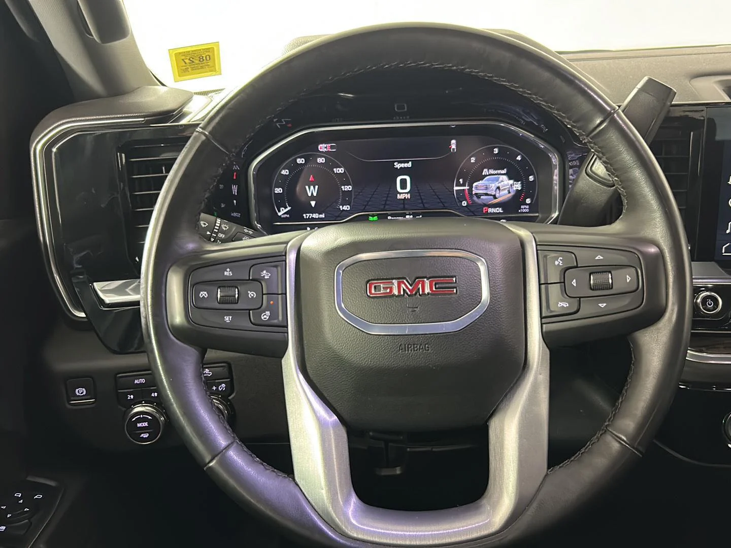 Used 2024 Summit White GMC Elevation image 25