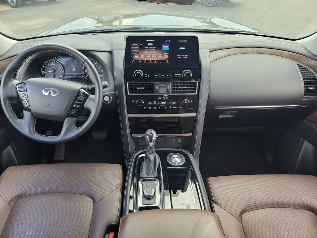 Used 2023 Black INFINITI PREMIUM SELECT image 21