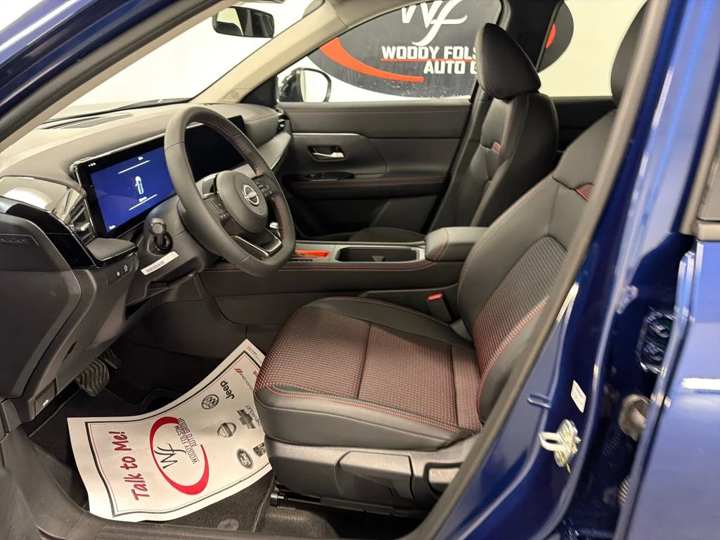 New 2026 Deep Blue Pearl Nissan SR image 8