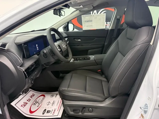 New 2026 Everest White Pearl TriCoat Nissan SV image 11
