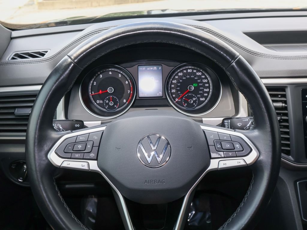 Certified Used 2020 Black Volkswagen 2.0T SE w/Technology image 20