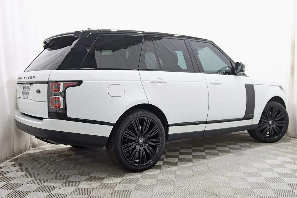 Used 2021 White Land Rover Westminster image 9