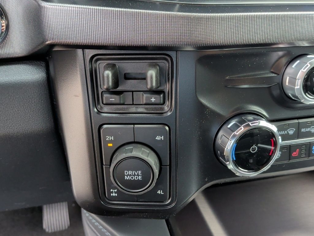 New 2026 Star White Metallic Tri-Coat Ford F-250® Platinum® image 30