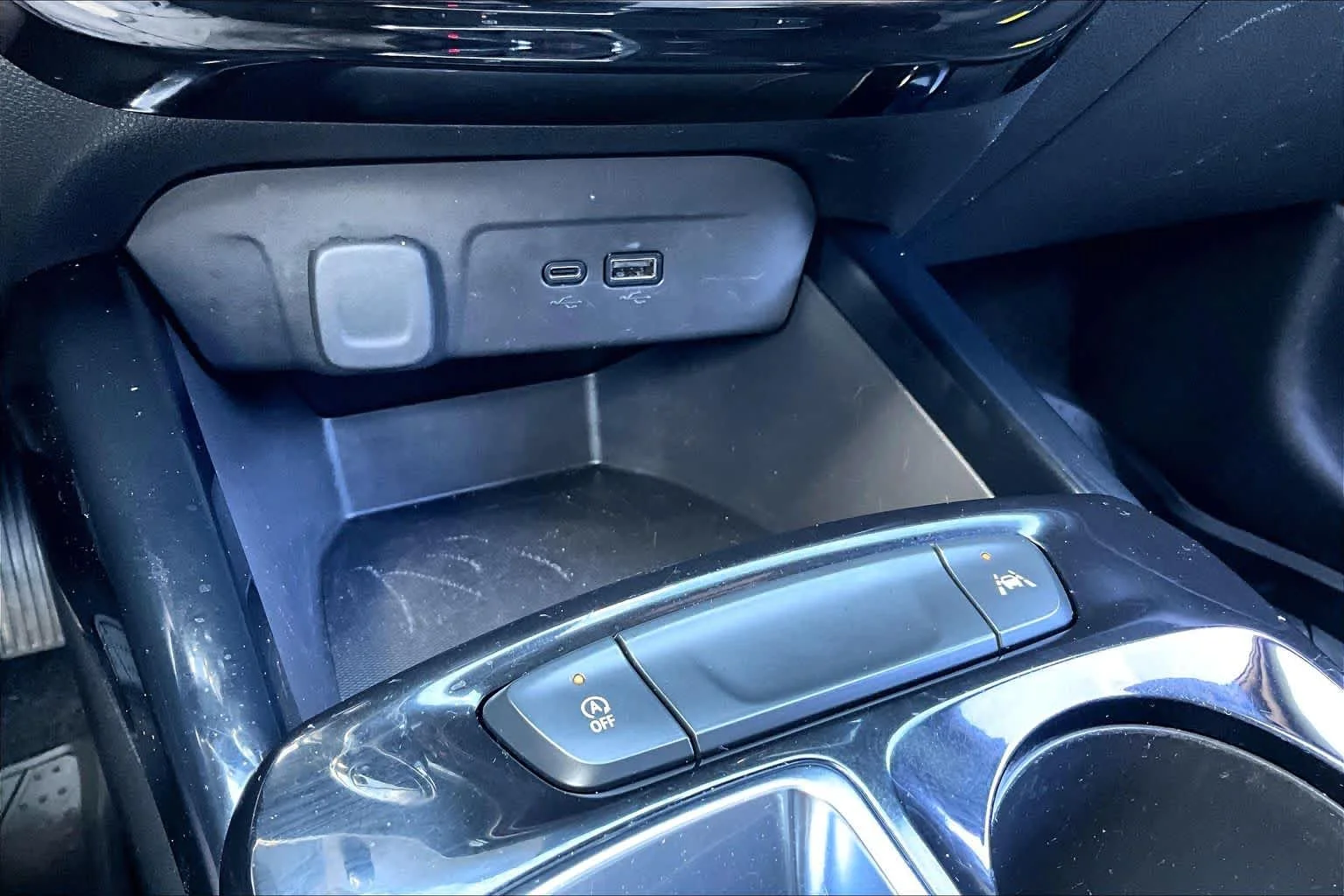 Used 2024 Fountain Blue Chevrolet 2RS image 36