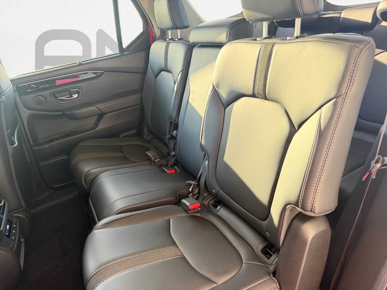 Used 2025 Red Honda EX-L image 18