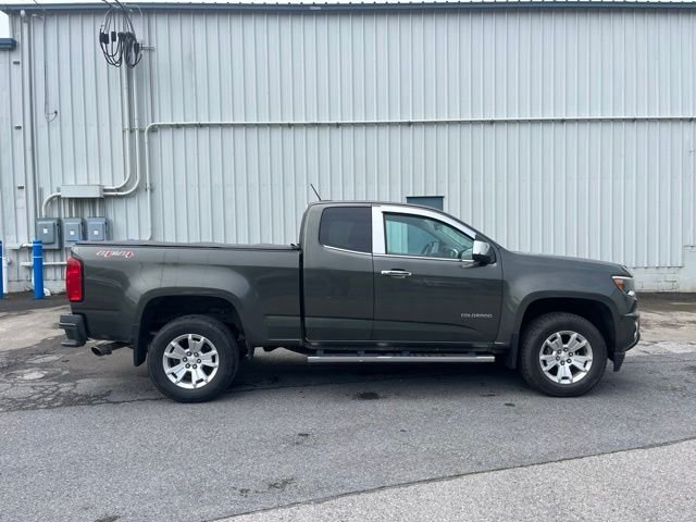 Used 2018 Green Metallic Chevrolet LT image 4