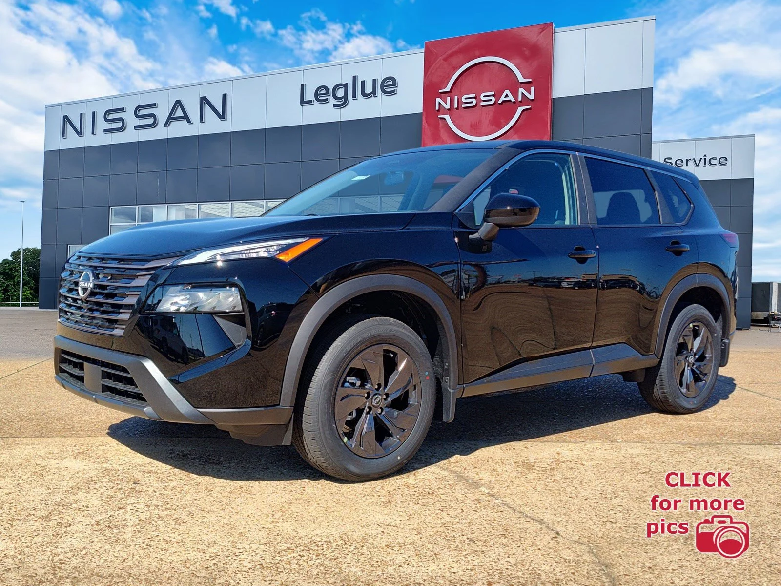 2026 Nissan Rogue SV