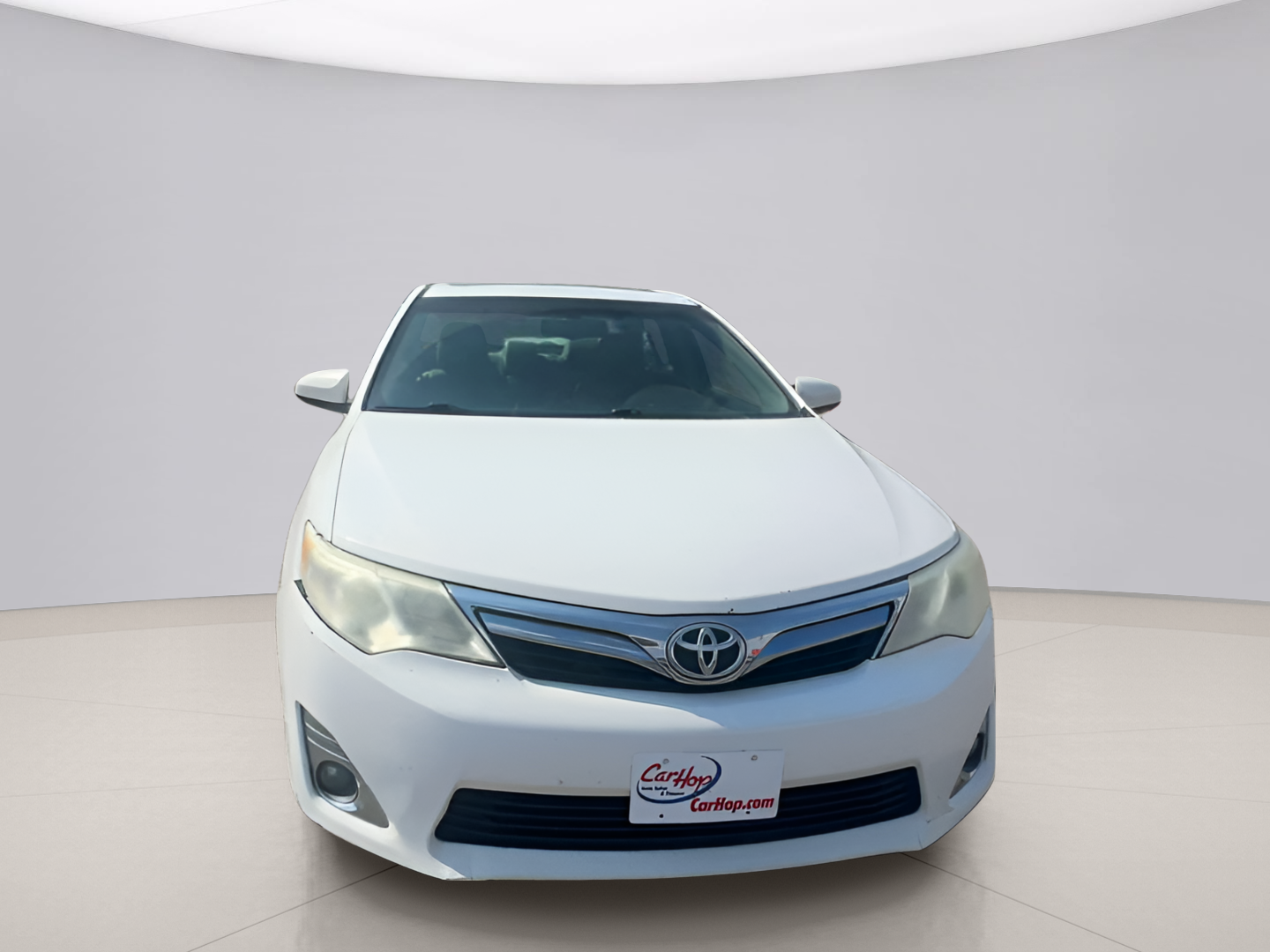 2012 Toyota Camry XLE photo 2