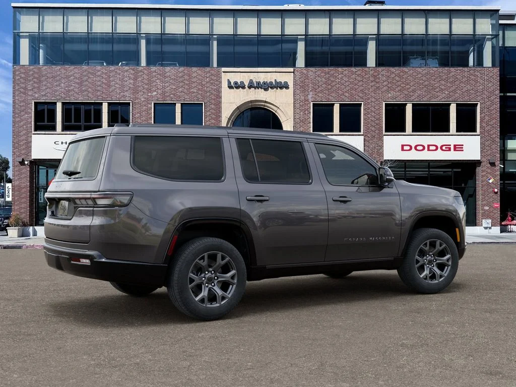 New 2026 Baltic-Gray Metallic Clear-Coat Exterior Paint Jeep Limited Altitude image 4