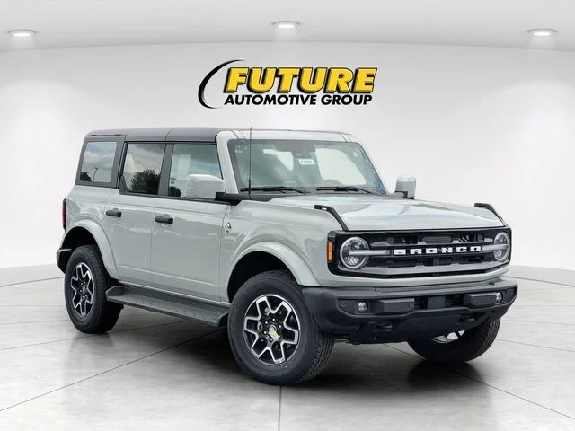 2026 Ford Bronco Outer Banks 4x4's photo