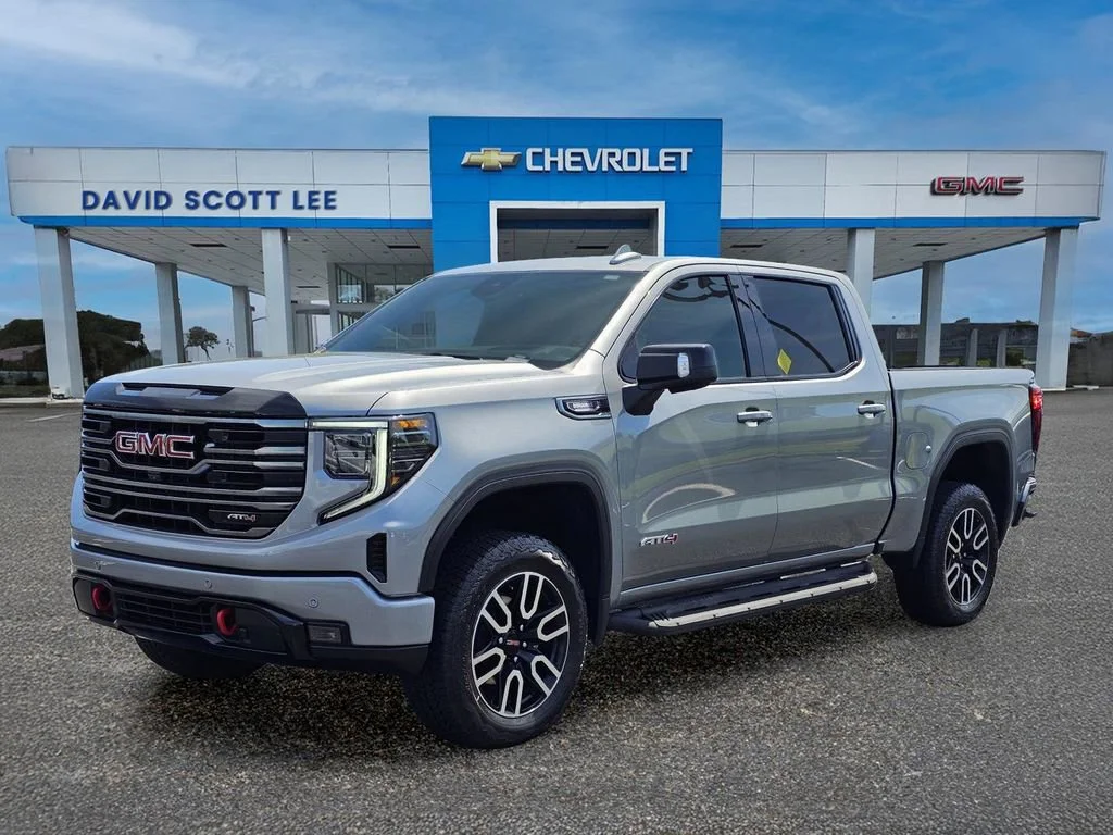 Used 2025 Sterling Metallic GMC AT4 image 1