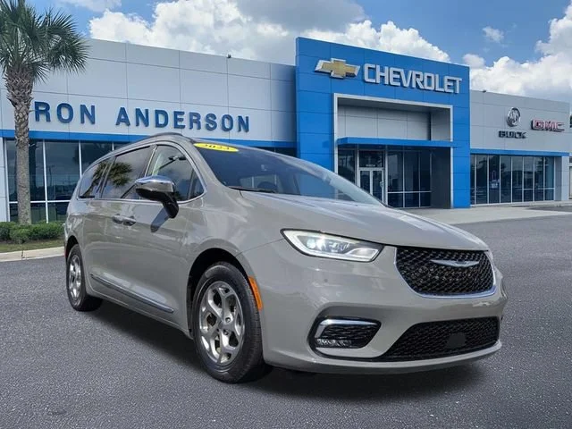 Used 2023 Gray Chrysler Limited image 1