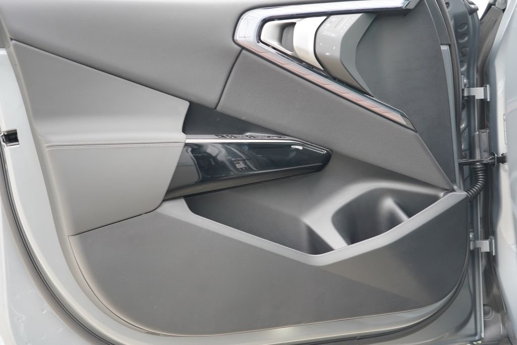 New 2026 Skyscraper Grey Metallic BMW 30 xDrive image 8