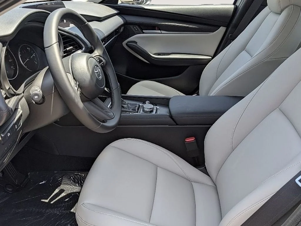 New 2026 Silver Mazda 2.5 S Preferred image 26
