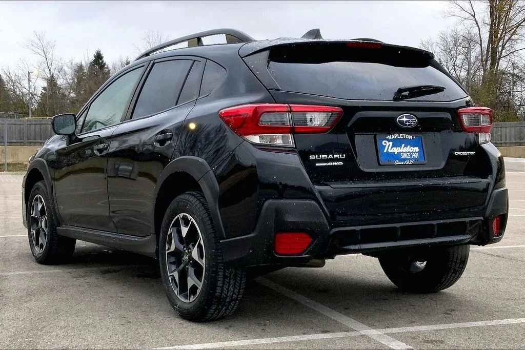 Used 2020 Black Subaru Premium image 10