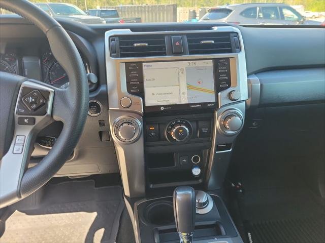 Certified Used 2021 MAGNETIC GRAY MET. Toyota  image 22