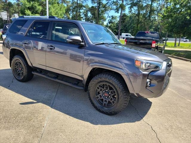 Certified Used 2021 MAGNETIC GRAY MET. Toyota  image 9