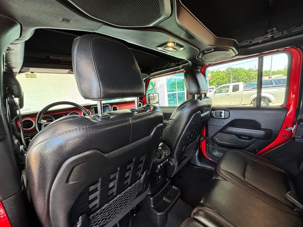 Used 2020 Red Jeep Unlimited Rubicon image 22