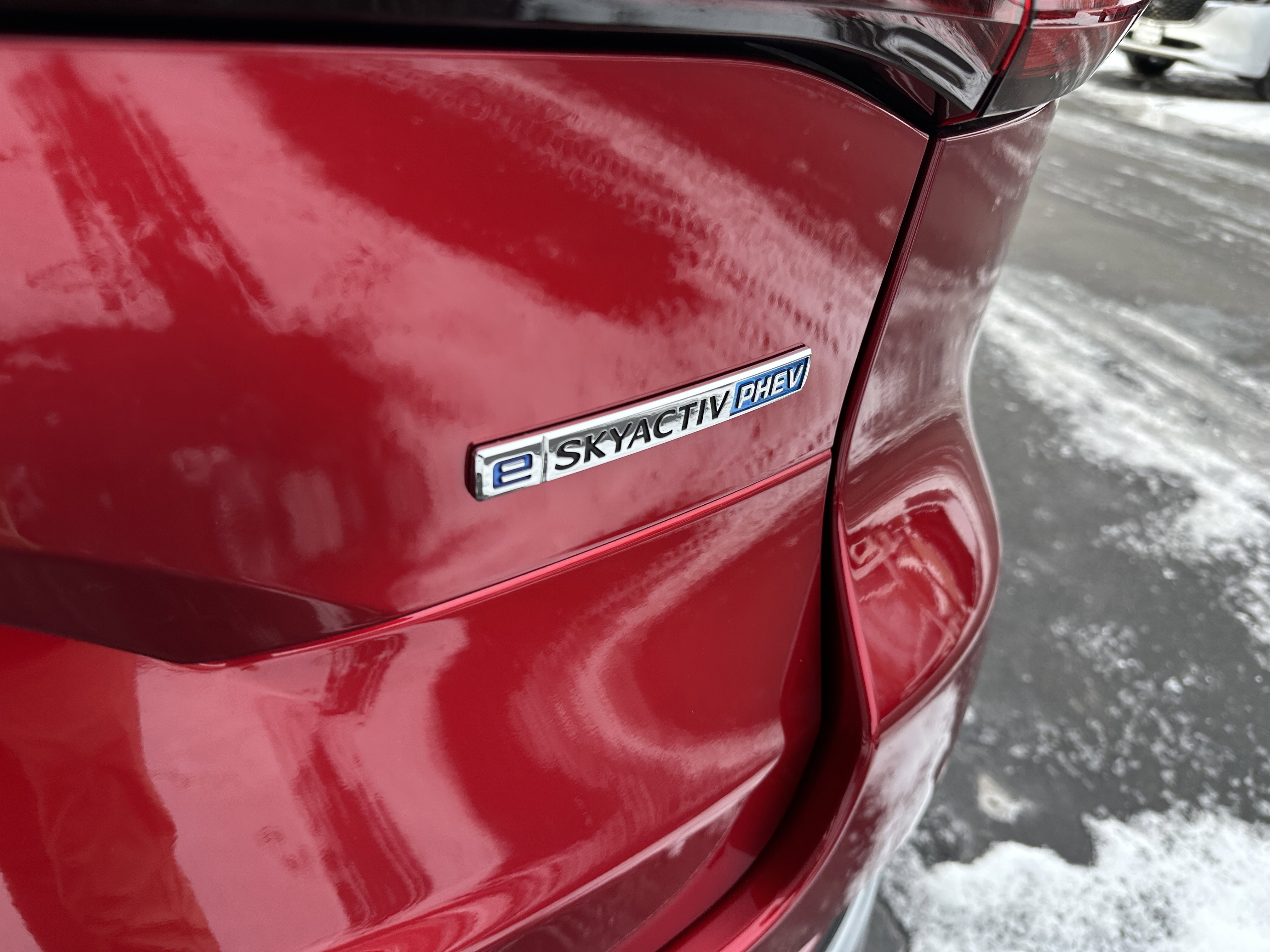 Used 2025 Soul Red Crystal Metallic Mazda Premium image 8