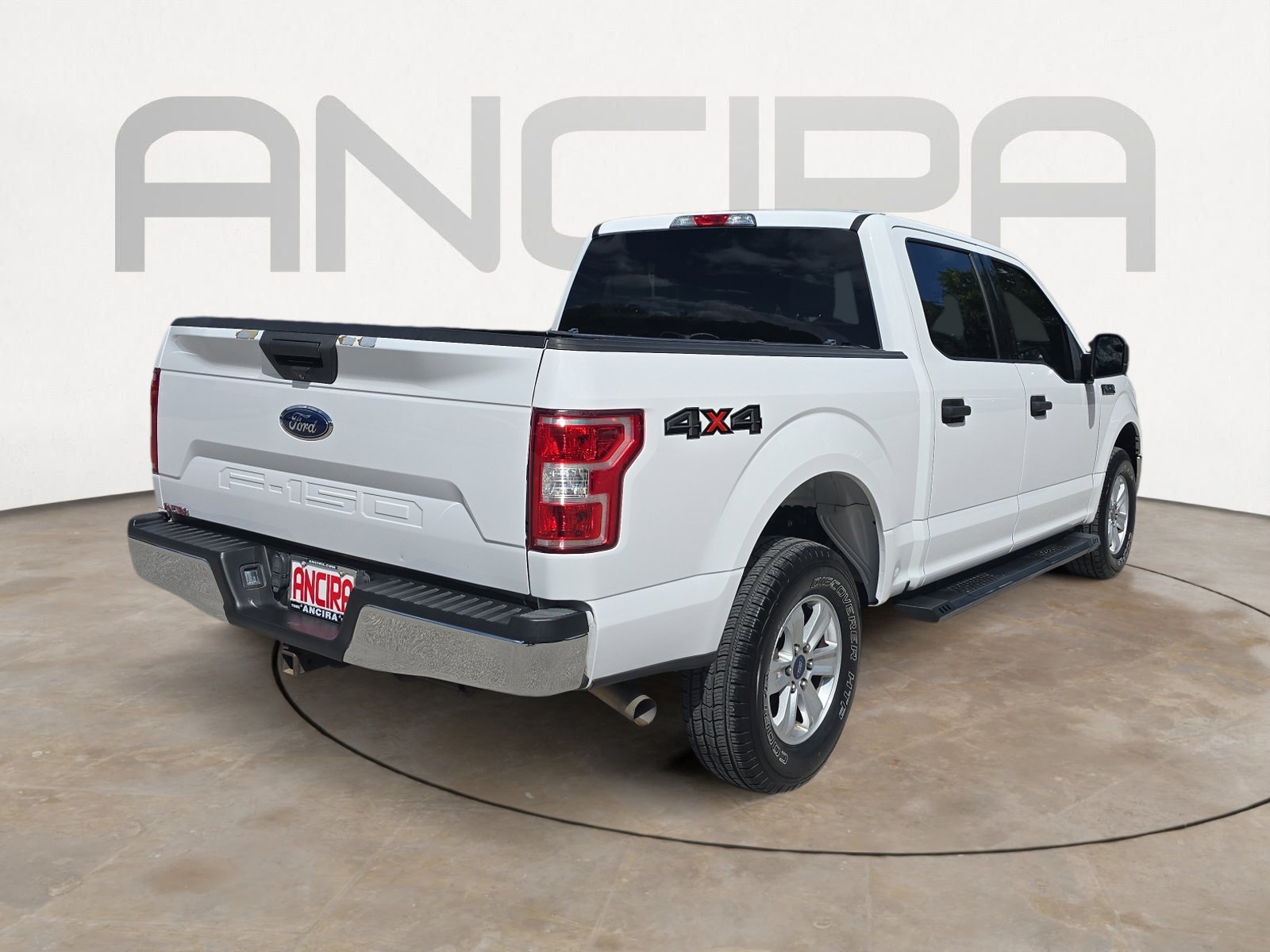 Used 2019 Oxford White Ford XLT image 10