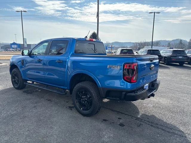 New 2025 Velocity Blue Metallic Ford XLT image 5