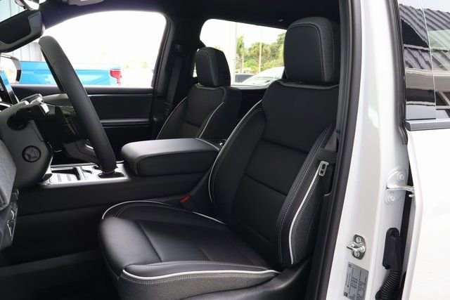 2026 GMC Sierra EV Elevation - Photo 12