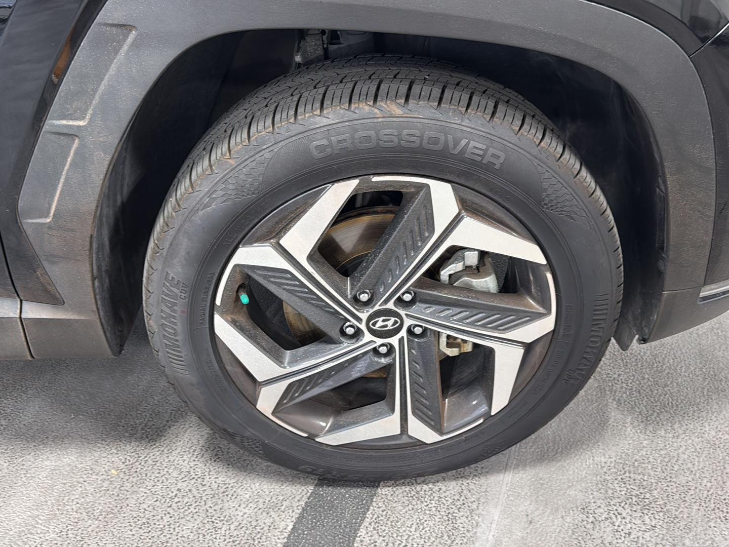 Certified Used 2024 Black Pearl Hyundai SEL Convenience image 18