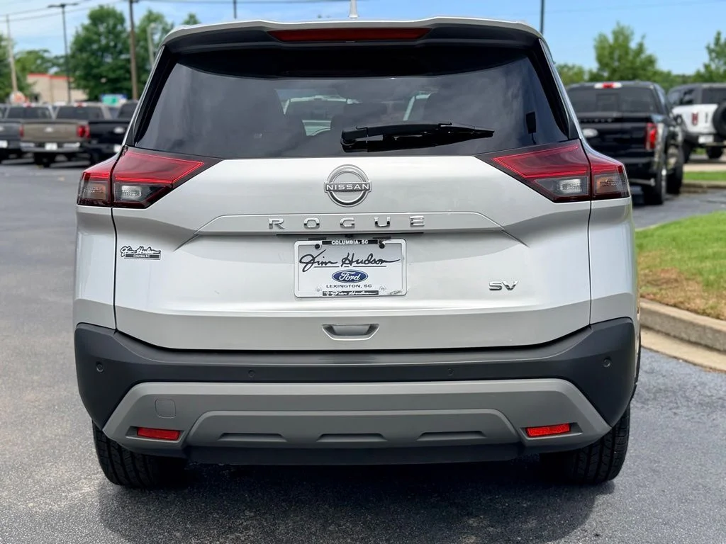 Used 2023 Silver Nissan SV image 8