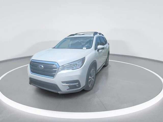 Used 2022 White Subaru Limited image 3