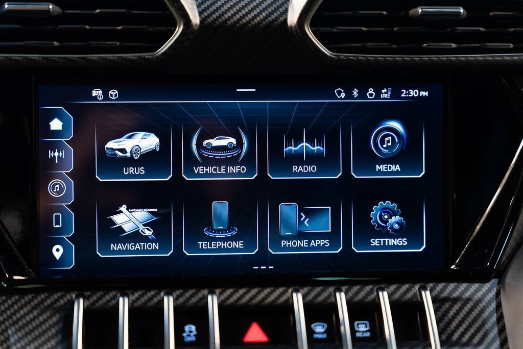 Used 2024 Blu Cepheus Metallic Lamborghini Performante image 21