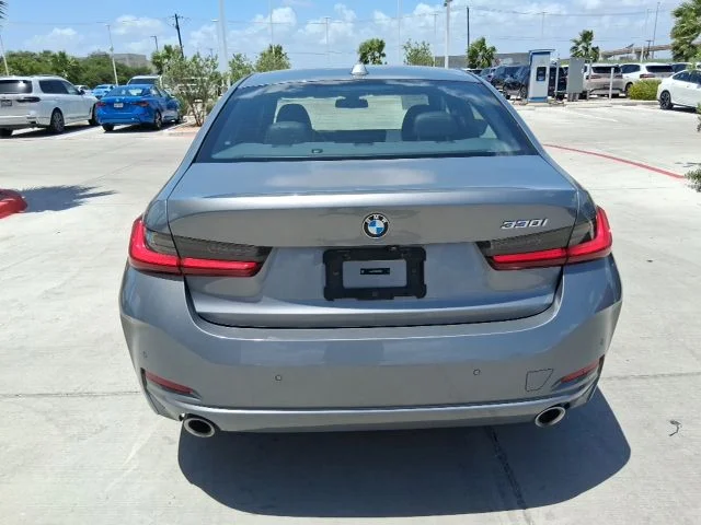 Used 2024 Gray BMW 330i image 5