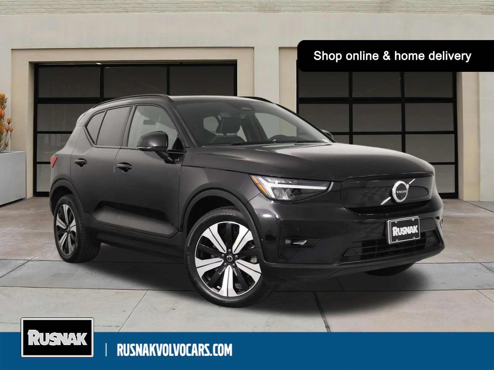 2023 Volvo XC40 Plus